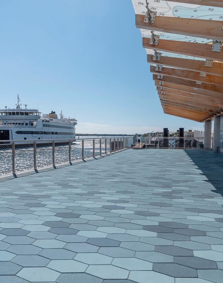 Techo bloc estudio de caso comercial hexa adoquín azul personalizado marthas vineyard página principal img1