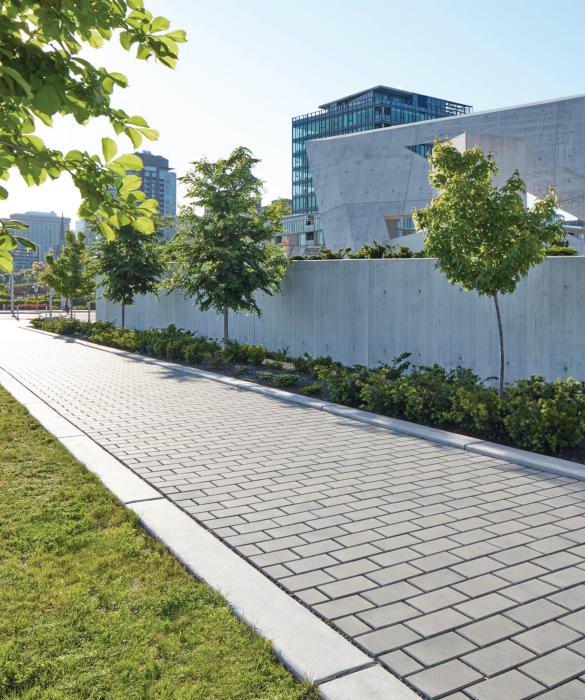 Techo bloc libro blanco adoquín permeable hydra comercial gris museo del holocausto ottawa imagen 2